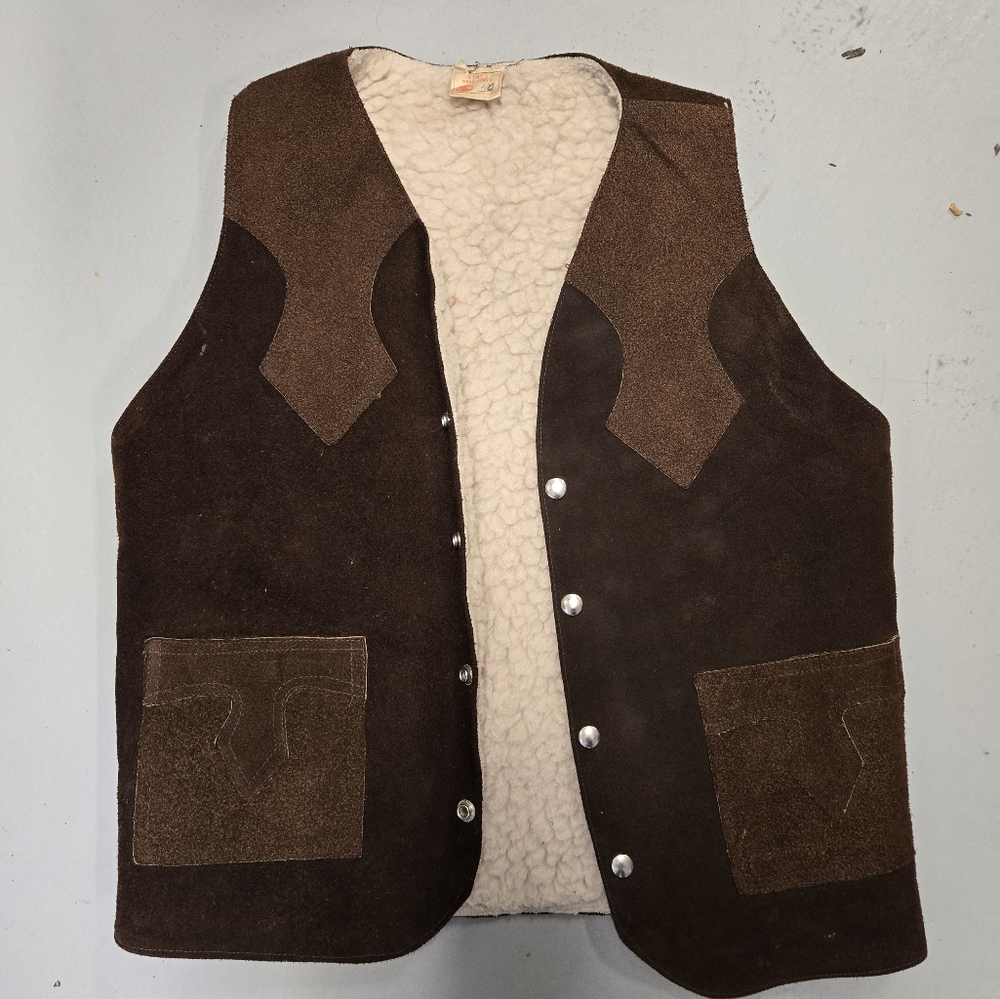 Vintage Sherpa Lined Suede Roughout Leather Vest Medium 70s Biker Vest